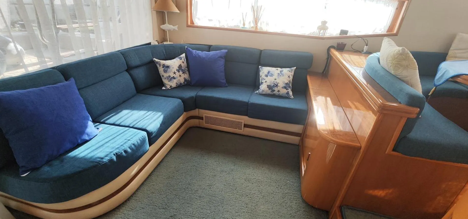 Hotel Moonlight Houseboat Palermo 0*,  Italia